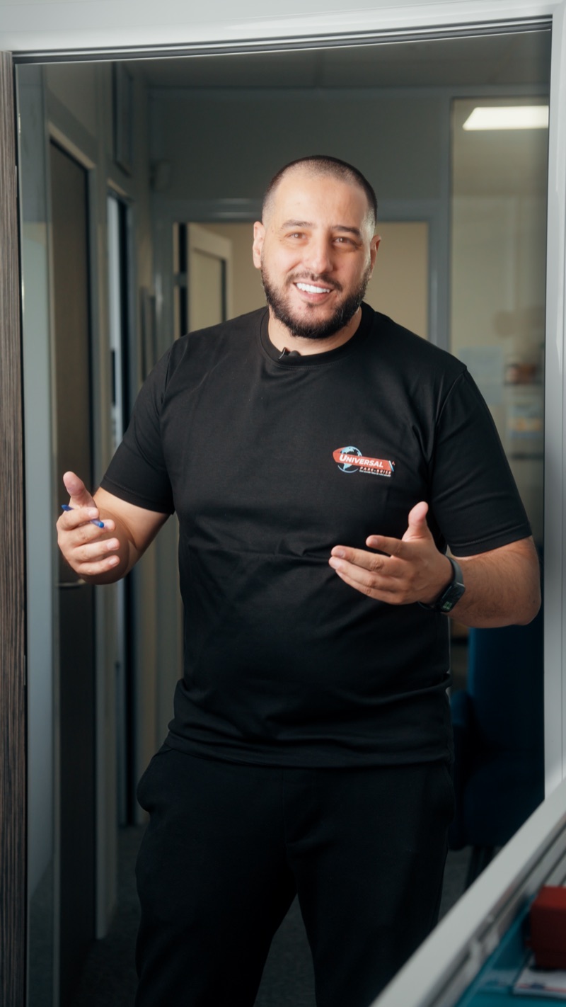 Universal Pare-Brise, un CRM sur mesure qui fait gagner 6 heures par semaine à chaque franchisé